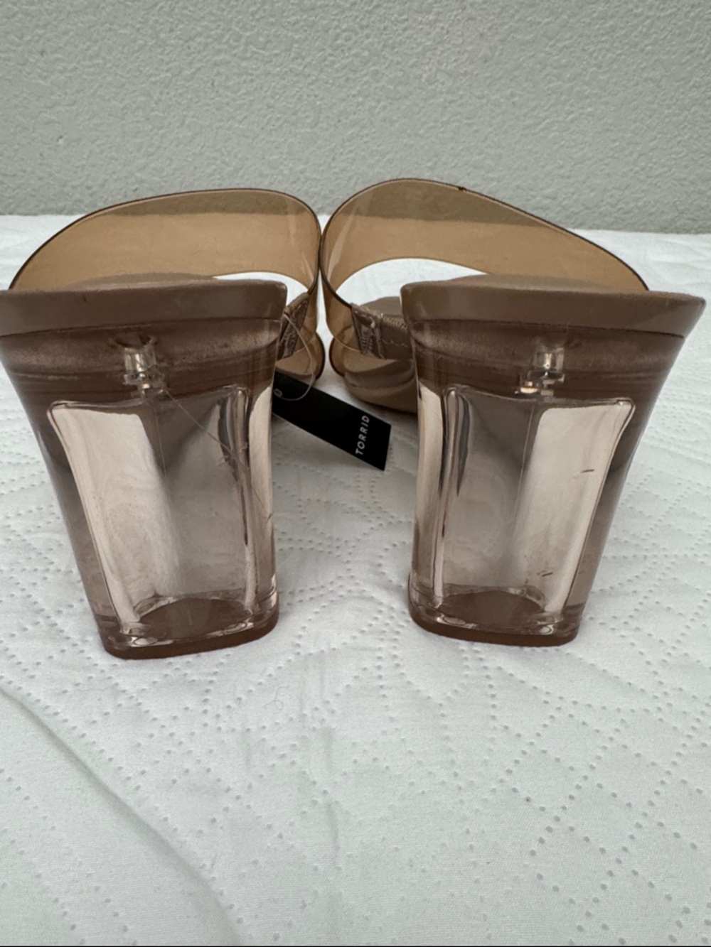 Torrid Double Strap Lucite Heel Sandal Almond Size 8WW NEW - Picture 3 of 10